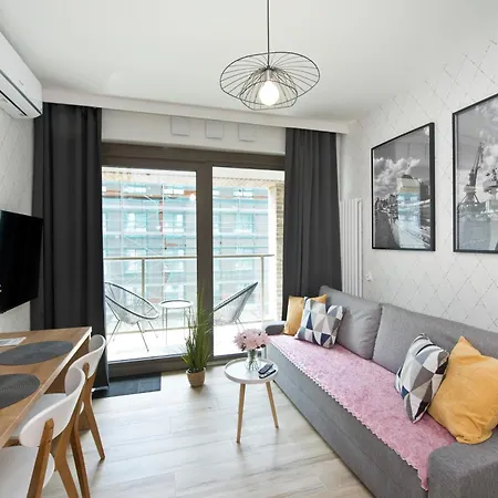 Yourapart Popieluszki Close To The Ecs -europiean Centrum Solidarity Muzeum * Gdansk