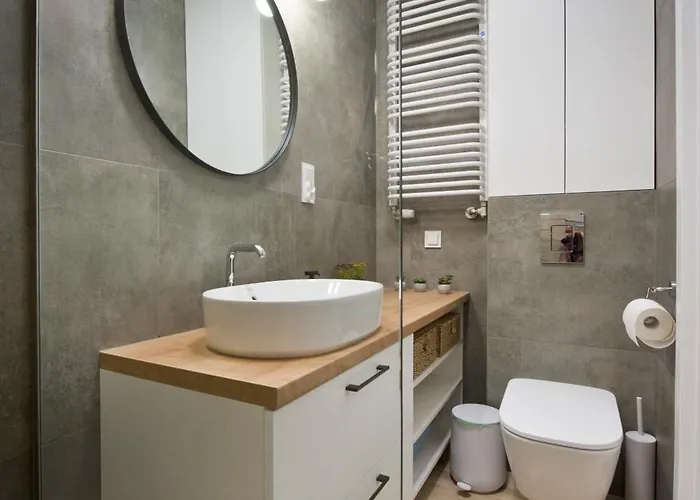 Yourapart Popieluszki Close To The Ecs -europiean Centrum Solidarity Muzeum Daire *