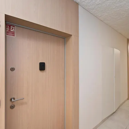 Yourapart Popieluszki Close To The Ecs -europiean Centrum Solidarity Muzeum Appartamento Danzica