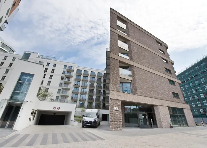 Yourapart Popiełuszki Close To The Ecs -europiean Centrum Solidarity Muzeum