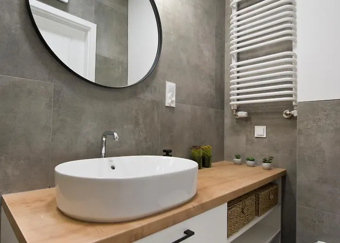 Yourapart Popieluszki Close To The Ecs -europiean Centrum Solidarity Muzeum Apartment